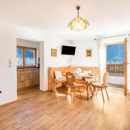 Bernstein * ミッテンヴァルト