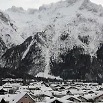 Bernstein Apartamento