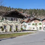 Apartament Bernstein