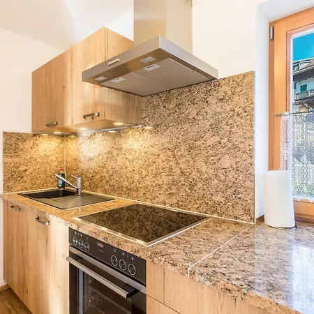 Bernstein * Mittenwald